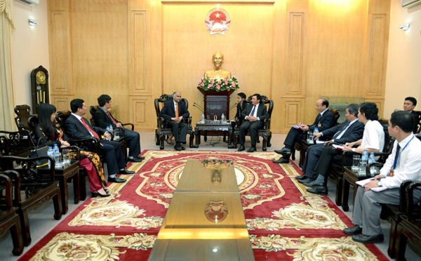 Scientific exchange and proposal for strengthening Vietnam - India cooperation