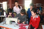 Labor shift from agriculture to industry and services in Vietnam: Issues and solutions