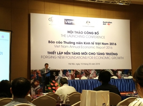 Hội thảo “Công bố Báo cáo Thường niên Kinh tế Việt Nam 2016”