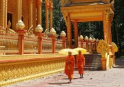 Sự gắn kết dân tộc và tôn giáo của Phật giáo Nam Tông Khmer ở Nam Bộ 