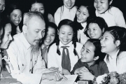 Tư tưởng Hồ Chí Minh về bồi dưỡng thế hệ trẻ