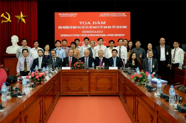 Tọa đàm “Kinh nghiệm hội nhập khu vực của Việt Nam và Tây Ban Nha: Tiếp cận so sánh”
