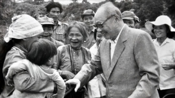 Võ Chí Công với cách mạng Việt Nam