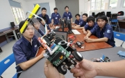Các cơ sở giáo dục đào tạo ở Việt Nam trước thách thức của cuộc Cách mạng công nghiệp 4.0