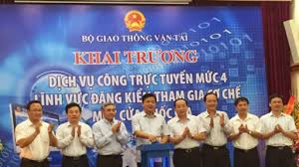 Thực hiện dịch vụ công trực tuyến ở Hà Nội và những vấn đề đặt ra