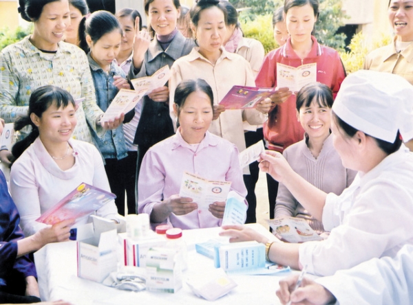 Chính sách dân số ở Việt Nam: Từ “sinh đẻ có hướng dẫn” đến “dân số và phát triển”