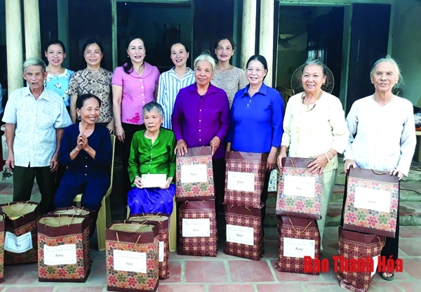 Công tác hỗ trợ phụ nữ phát triển kinh tế, xóa nghèo bền vững tại Thanh Hóa: kết quả, kinh nghiệm và giải pháp