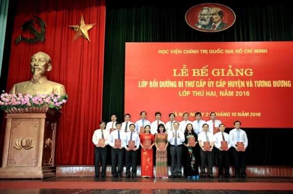 Một số giải pháp nâng cao chất lượng công tác đào tạo, bồi dưỡng cán bộ ở Học viện Chính trị quốc gia Hồ Chí Minh